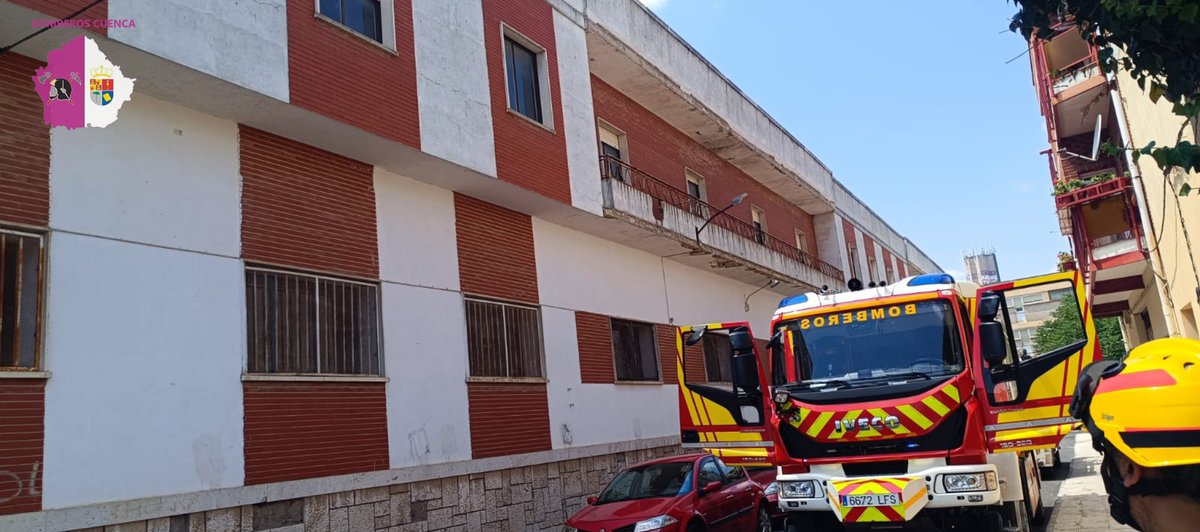 Bomberos Diputación de Cuenca (@bomberosdcuenca) on Twitter photo Solicitan intervención de <a href="/BomberosDCuenca/">Bomberos Diputación de Cuenca</a> en #Tarancón por peligro de desprendimiento en edificio en C/ Benjamín Domínguez. Solicitan intervención de <a href="/BomberosDCuenca/">Bomberos Diputación de Cuenca</a> en #Tarancón por peligro de desprendimiento en edificio en C/ Benjamín Domínguez.