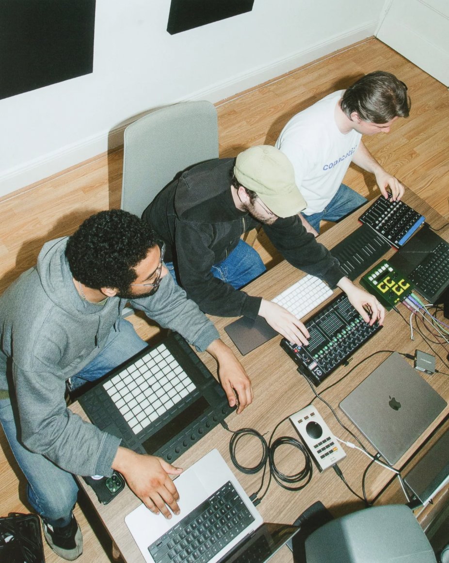 Ableton (@ableton) on Twitter photo โMost of the time, weโre just searching for a loop that we can listen to foreverโ
Download a free Ableton Live Set from ambient trio Purelink โย and learn about the creative process behind their new album, Faith: 
ableton.com/en/blog/pureliโฆ
#musicproducer #livemusic โMost of the time, weโre just searching for a loop that we can listen to foreverโ
Download a free Ableton Live Set from ambient trio Purelink โย and learn about the creative process behind their new album, Faith: 
ableton.com/en/blog/pureliโฆ
#musicproducer #livemusic