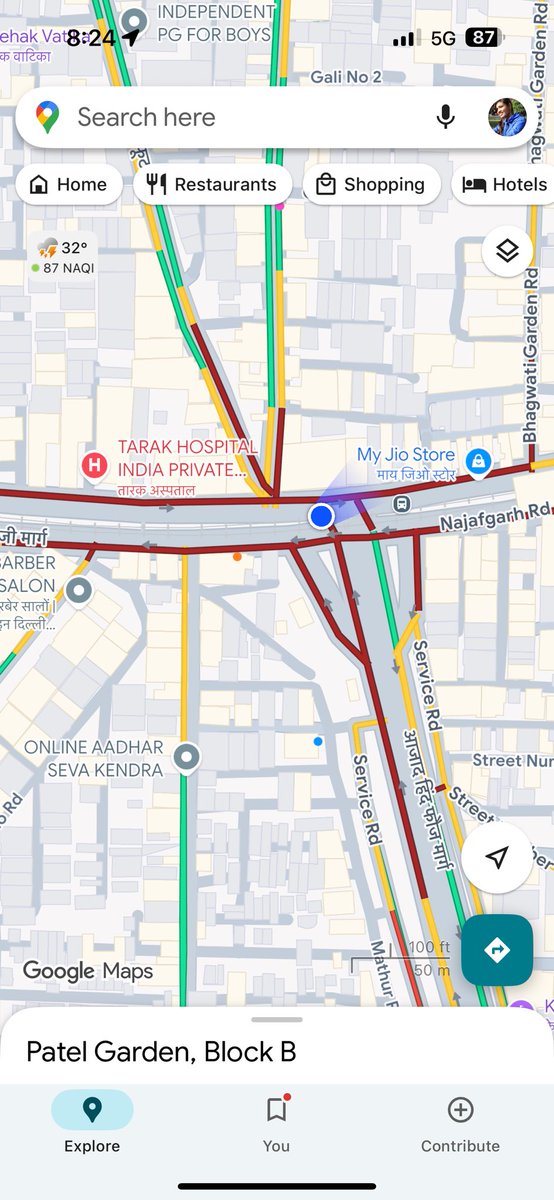 Chitra122's tweet photo. @dtptraffic @CMODelhi @DelhiPolice
I urge Delhi Traffic Police to kindly manage the perpetual traffic jams on Uttam Nagar to Dwarka mor stretch. Every other vehicle is breaking rules here and bcz of that it takes 15 mins to cover 5 mins distance. I’ve never seen any officer here. https://t.co/lVrpiGtsU8