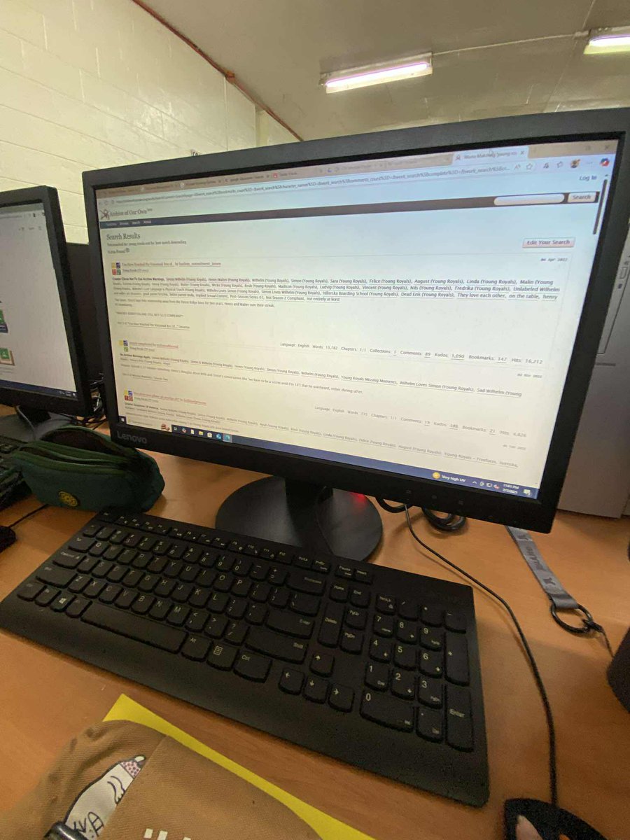 ao3 in class cuz i dont have shame i fear