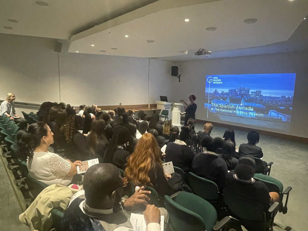 Year 10s had a fantastic day at the National Maritime Museum in Greenwich, diving into the history of the Spanish Armada! 🚢🇪🇸 Thanks to <a href="/RMGreenwich/">Royal Museums Greenwich</a> for making the visit both educational and enjoyable! #HistoryTrip #SpanishArmada #Greenwich