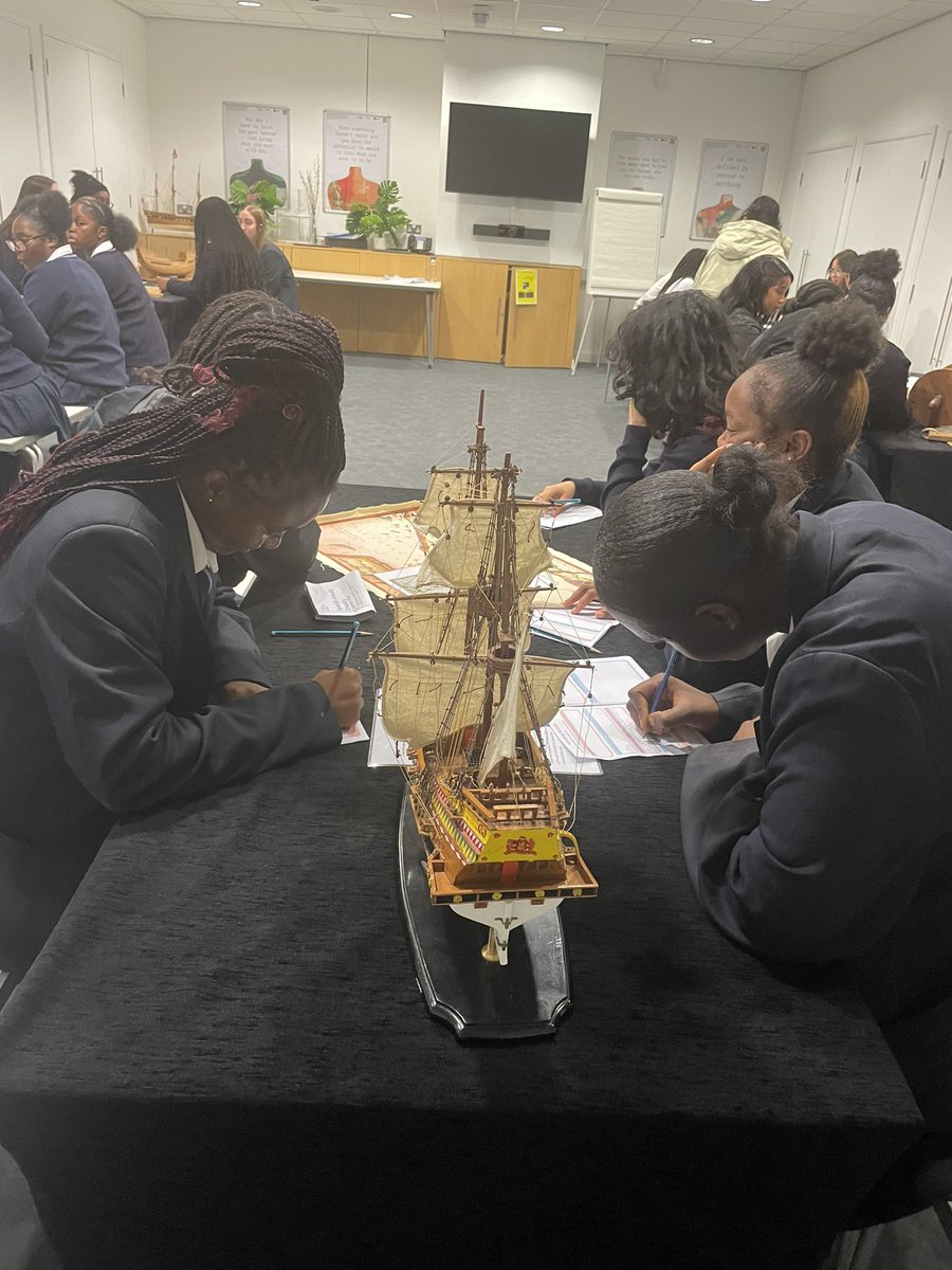 St Ursula's Convent School tweet media