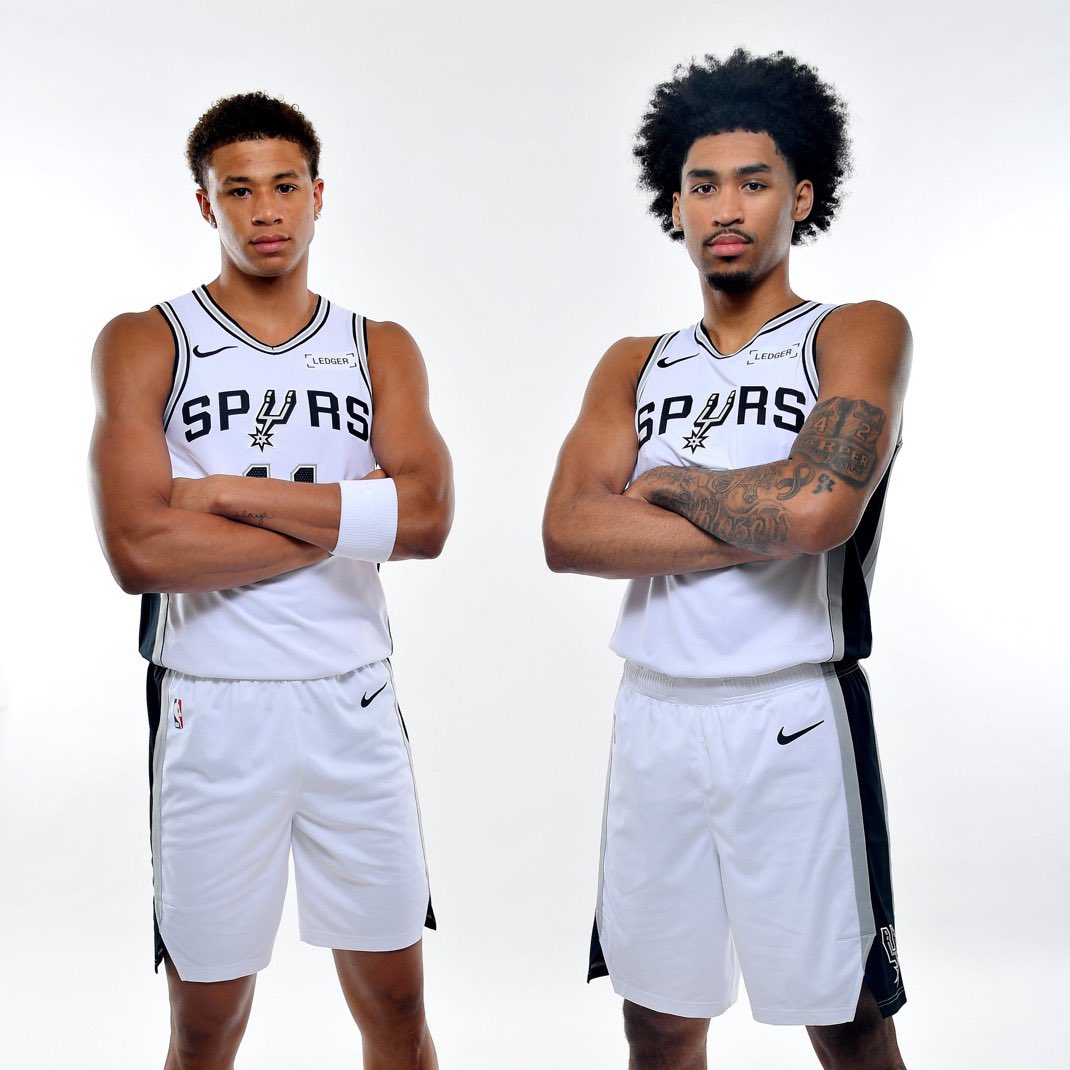 mari1million's tweet image. I hope Dylan Harper does well in the summer league because if he doesn’t we are ALL gonna hear why we should’ve picked Ace or VJ. 😂