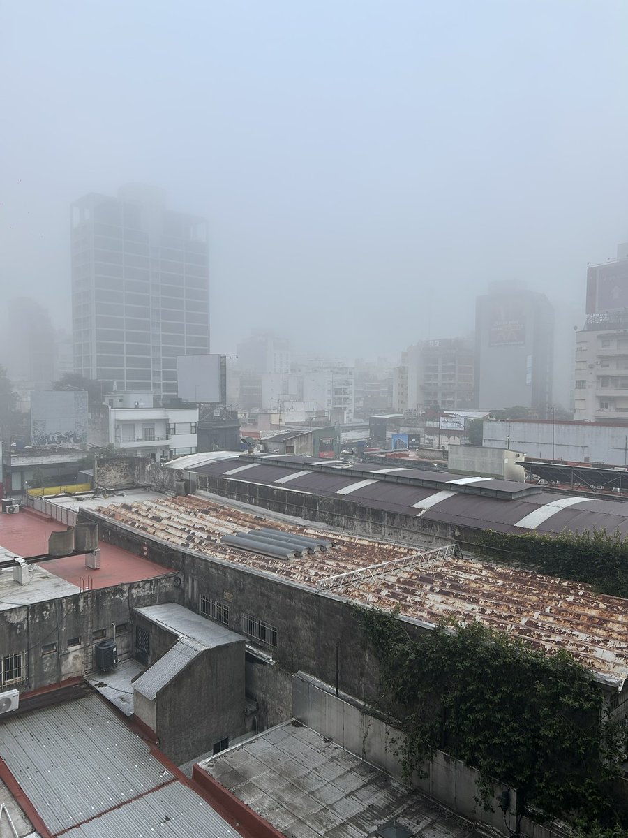 ustedes no saben todavia pero este es el clima perfecto para escuchar el nuevo lp del club