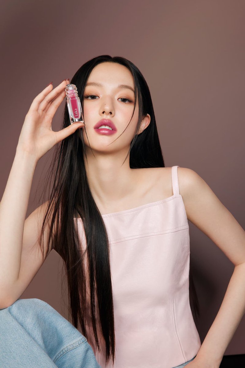 🤍 🫧 🤍 🫧 🤍 🫧 🤍

💭新着記事💭

重ねるたびに美しさが際立つ♡

「Laka」から新作ティント
マキシグレイヤーティントが登場💄

半透明なカラーで重なるたびに
キラリと艶めくんだって😽✨

🤍 🫧 🤍 🫧 🤍 🫧 🤍

manimani-korea.net/laka-maxi-glay…