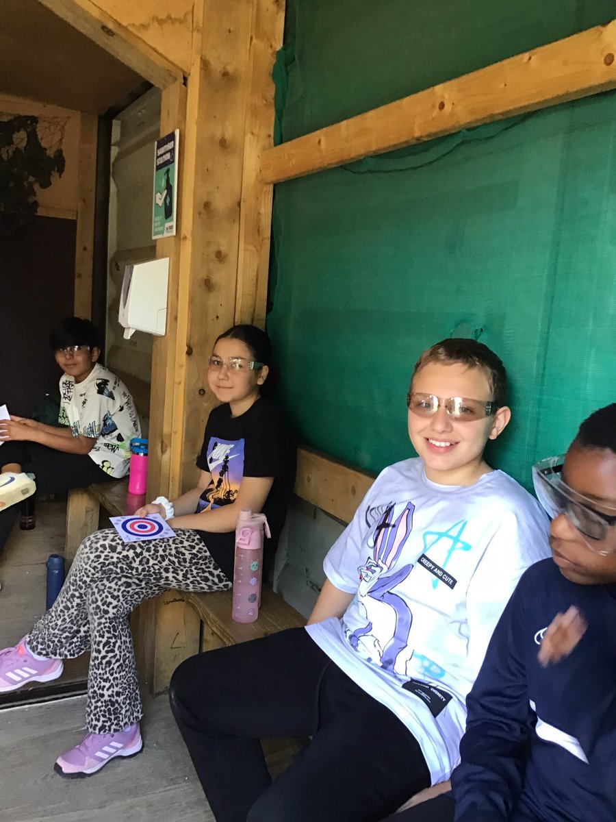StJosephsCatho4's tweet image. Year 6 enjoying their morning activities: