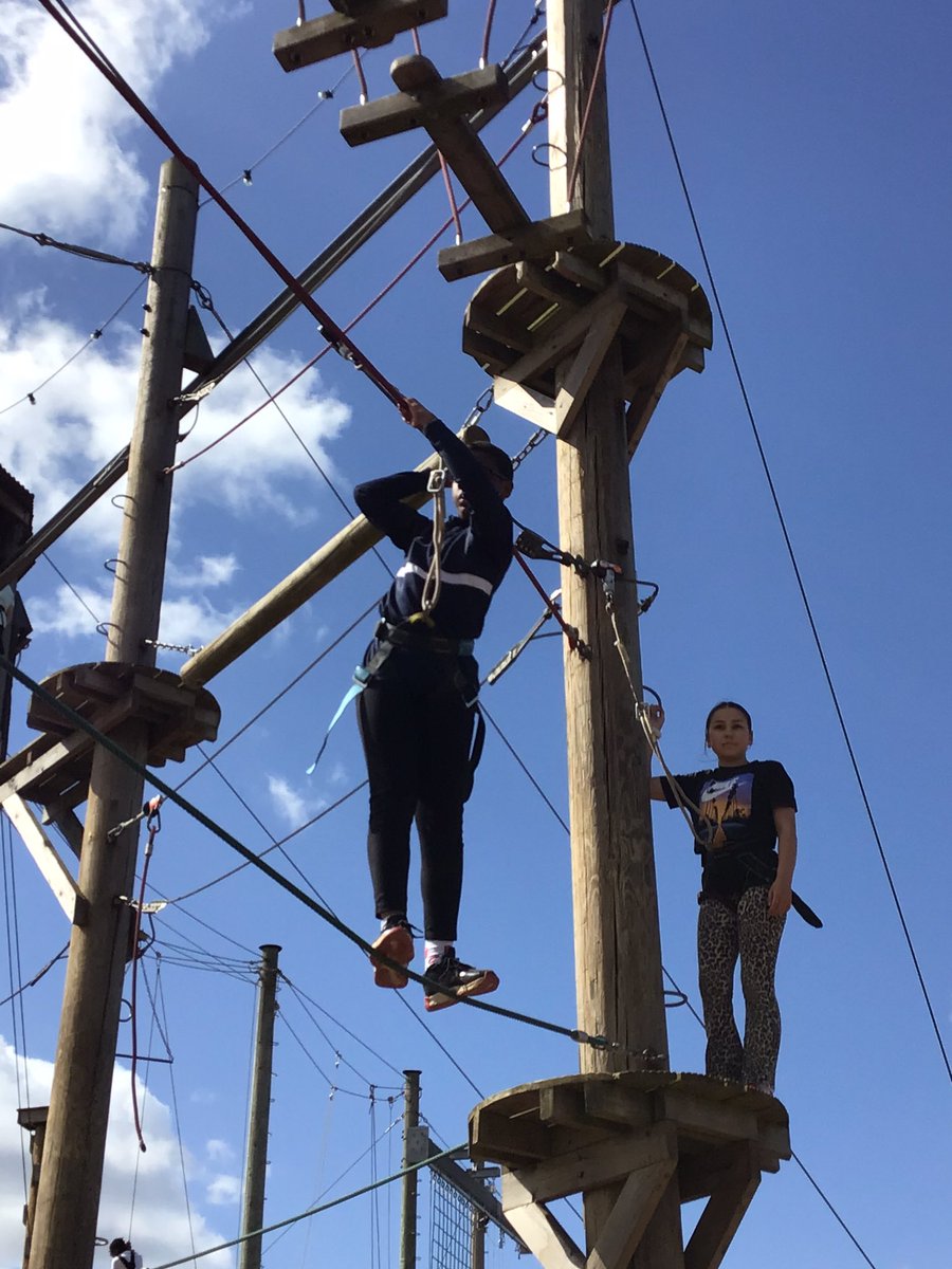 StJosephsCatho4's tweet image. Year 6 enjoying their morning activities: