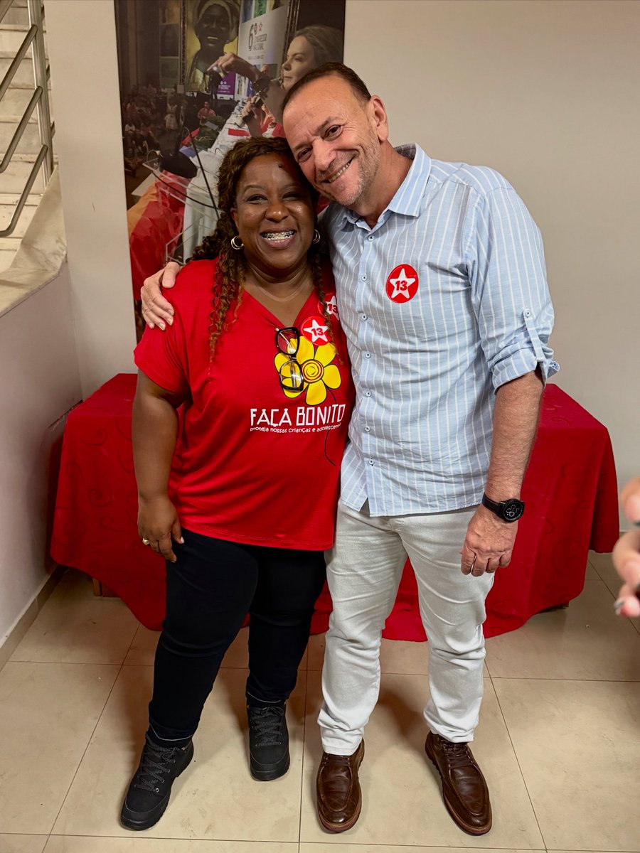 Orgulho em construir o maior partido popular, de esquerda e progressista da América Latina!

Parabéns Edinho pela missão em liderar o nosso PT! Vamos junto continuar lutando para transformar nosso país em uma sociedade mais igualitária e com dignidade para todas e todos!