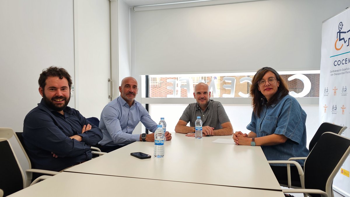 COCEMFE (@cocemfenacional) on Twitter photo 📍 Hoy recibimos en COCEMFE a <a href="/jcelada/">jesus celada</a>, Embajador para la #ConvenciónONU sobre los Derechos de las Personas con Discapacidad.
Le trasladamos las reivindicaciones del Movimiento Asociativo y la realidad de las personas con discapacidad física y orgánica.
#SomosCOCEMFE 📍 Hoy recibimos en COCEMFE a <a href="/jcelada/">jesus celada</a>, Embajador para la #ConvenciónONU sobre los Derechos de las Personas con Discapacidad.
Le trasladamos las reivindicaciones del Movimiento Asociativo y la realidad de las personas con discapacidad física y orgánica.
#SomosCOCEMFE