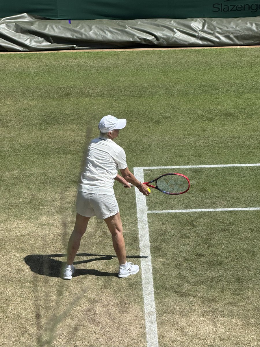 chrisrumfitt's tweet image. The absolute hero and legend that is @Martina still brilliant at 68!