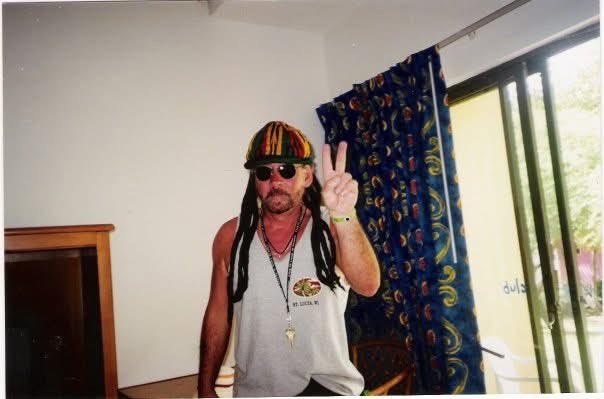 captainpipkin's tweet image. Think positive. Be positive. Be kind to your fellow man.
Love your family.
And love your life.
It is the most powerful medicine in the world.