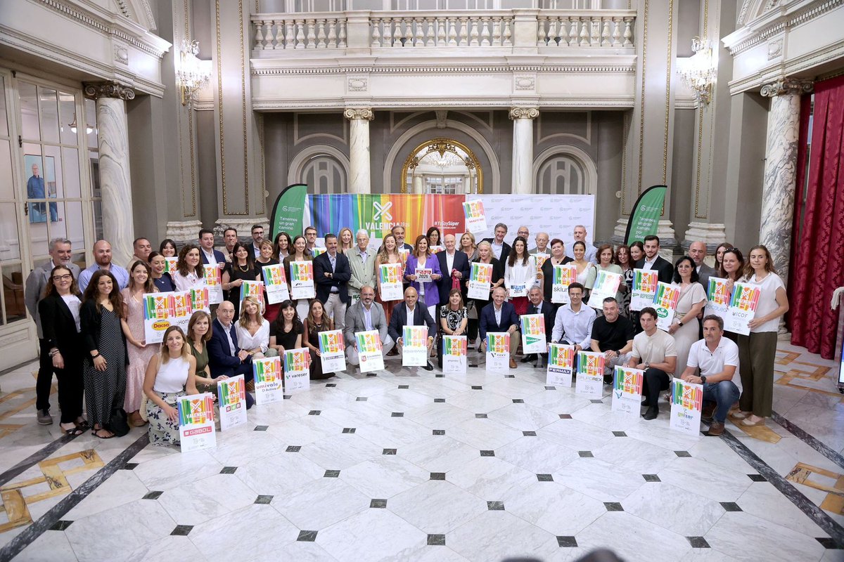 Ajuntament València (@ajuntamentvlc) on Twitter photo 👟💚 Presentamos la 11ª edición de <a href="/RunCancerVal/">RunCáncer Valencia</a>, una jornada deportiva, familiar y solidaria, que destina su recaudación a la investigación oncológica🔬
🗓️19 de octubre
⏰08:30 h
Inscripciones abiertas, hasta 15/10▶️f.mtr.cool/jgqcawgkek
#ValènciaContraElCáncer #YoSoySúper 👟💚 Presentamos la 11ª edición de <a href="/RunCancerVal/">RunCáncer Valencia</a>, una jornada deportiva, familiar y solidaria, que destina su recaudación a la investigación oncológica🔬
🗓️19 de octubre
⏰08:30 h
Inscripciones abiertas, hasta 15/10▶️f.mtr.cool/jgqcawgkek
#ValènciaContraElCáncer #YoSoySúper