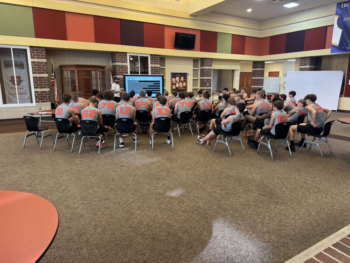 Ironton Football (@footballironton) on Twitter photo Mental Sports Performance Coach/Author/Teacher <a href="/CoachBrownSTC/">Justin Brown</a> from Columbus, Ohio Speaking to our Fighting Tigers this morning before Workouts!
#Culture
#ALLIN
#ServantLeader Mental Sports Performance Coach/Author/Teacher <a href="/CoachBrownSTC/">Justin Brown</a> from Columbus, Ohio Speaking to our Fighting Tigers this morning before Workouts!
#Culture
#ALLIN
#ServantLeader