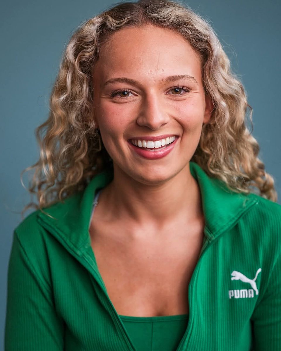 VBtalentmgmt's tweet photo. Introducing Izzy Burton

Izzy is an Actor/Writer who has a passion for comedy, her short film was featured on BBC upload

She was recently in a comedy zombie short film and also a 1960's Mississippi drama at New Wimbledon Theatre

You can catch Izzy at Edinburgh Fringe this year https://t.co/TncdO3i5HP