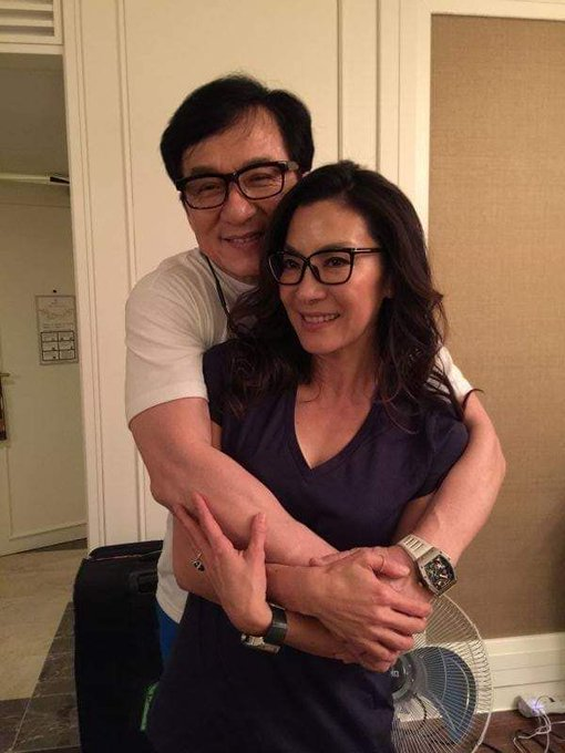 Manifest_Lord's tweet photo. Jackie Chan is one of the most legendary actors known for his charm, wit, and exceptional martial arts skills making him a global favorite.

He has a surprising past life that most people will find unbelievable, making him even more inspirational.

Let's dig into his life which led him to be such a personality. (No. 2 is unexpected)