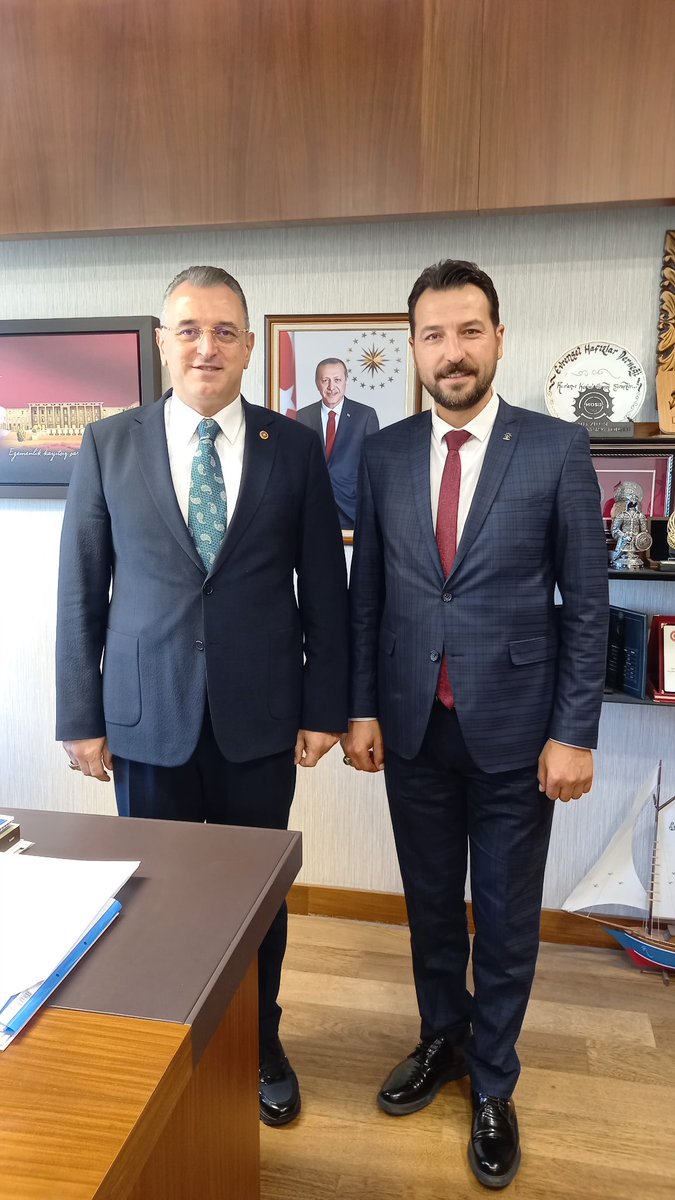 Merzifon ilçe başkanımız Emre Keleş'e nazik ziyaretleri için teşekkür ederim.