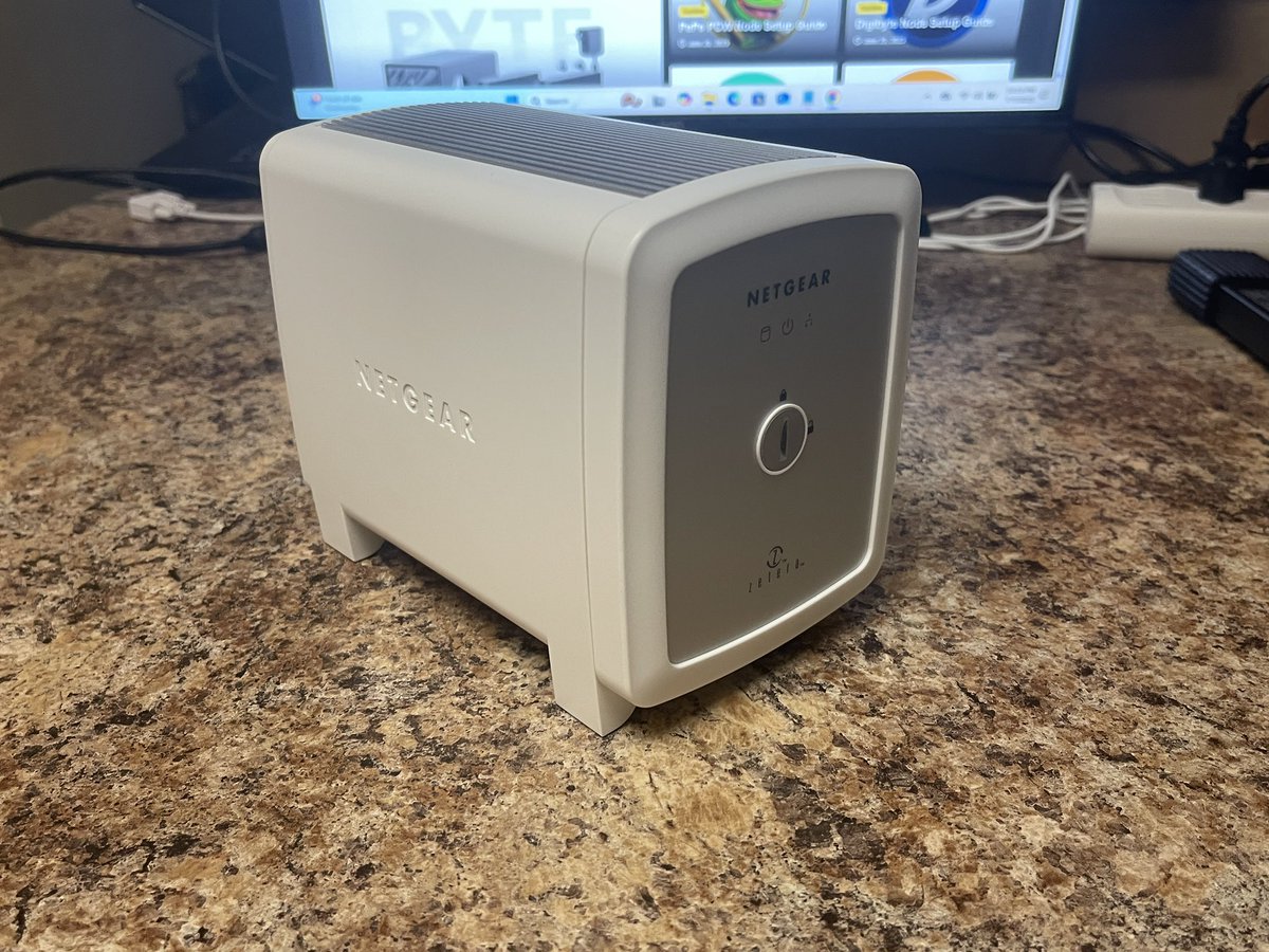 theretromike's tweet image. GM to those that appreciate the older tech. This at-home SAN is 20 years old and still works.