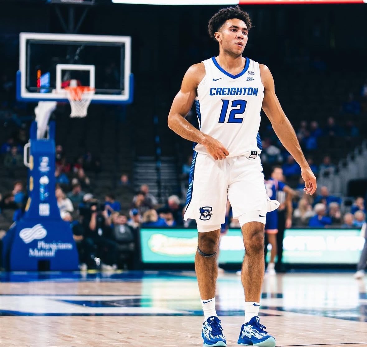 Happy birthday to current Bluejay ⁦<a href="/Shane_T3/">Shane Thomas</a>⁩ ! Wishing you a great day, Shane!!