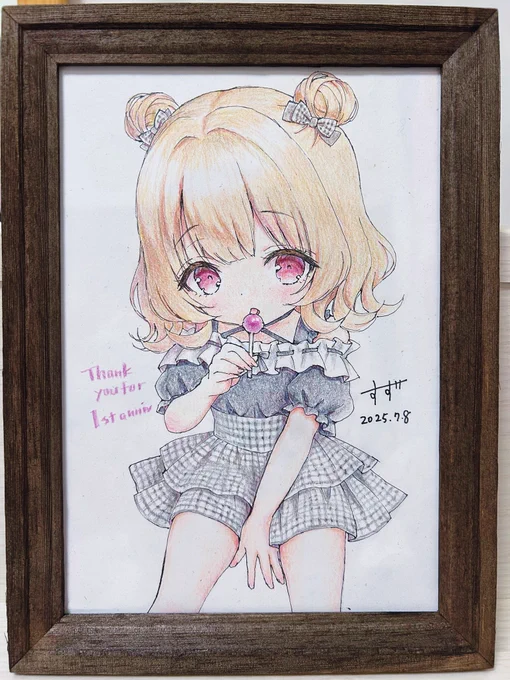 7/10でフレガリ彼女シリーズはおかげさまで1周年になります!! というわけで、記念にこのかちゃんの手描きイラストを抽選販売します! 応募期間は7/10 0:00までです!! よロシェくお願いします! #スキンシップが大好きなフレンチガーリー系彼女
