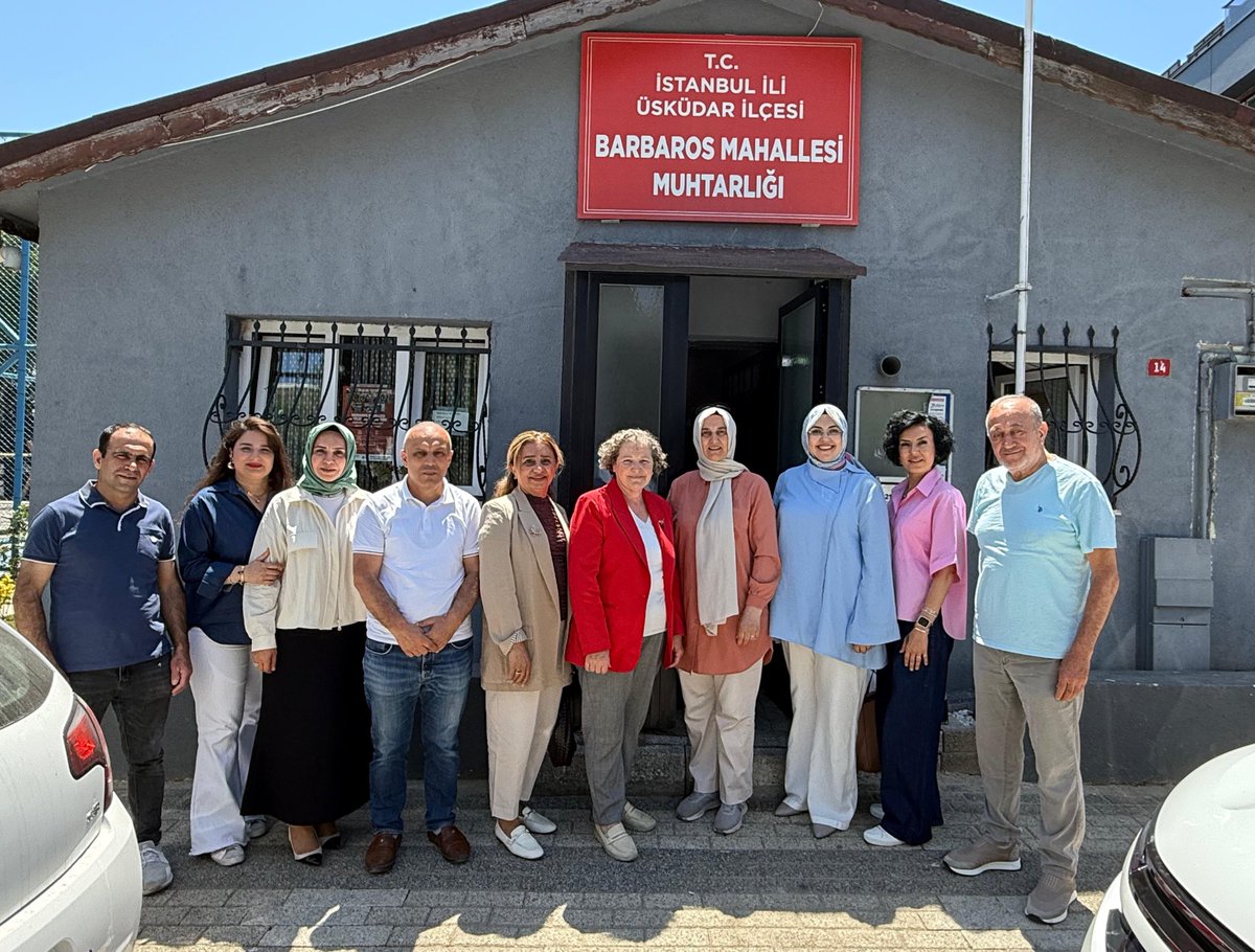 AK Parti Üsküdar (@ak_uskudar) on Twitter photo Sivil Toplum ve Halkla İlişkiler Birimimiz ile birlikte, Barbaros Mahalle Muhtarı Birsen Açık’ı ziyaret ettik.
Misafirperverliği için kendisine teşekkür ederiz.
#SevdamızÜsküdar
<a href="/abdullahozdemir/">Abdullah Özdemir</a>
<a href="/demir_erdem/">Erdem DEMiR 🇹🇷</a> Sivil Toplum ve Halkla İlişkiler Birimimiz ile birlikte, Barbaros Mahalle Muhtarı Birsen Açık’ı ziyaret ettik.
Misafirperverliği için kendisine teşekkür ederiz.
#SevdamızÜsküdar
<a href="/abdullahozdemir/">Abdullah Özdemir</a>
<a href="/demir_erdem/">Erdem DEMiR 🇹🇷</a>