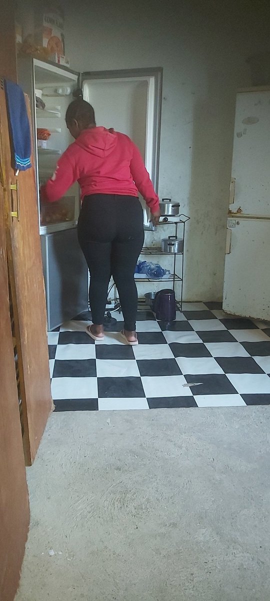 Big ass waiting