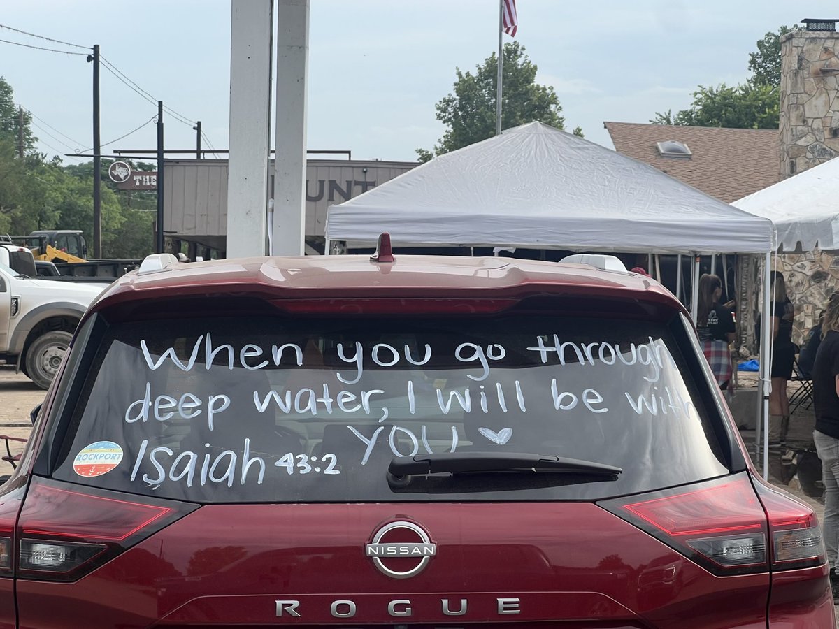 Ted Cruz tweet media