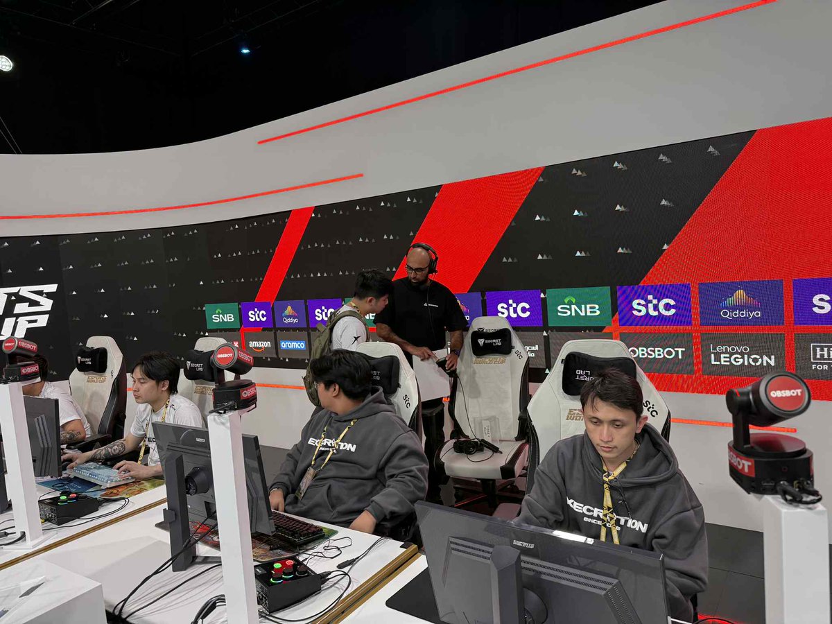 Against the Legends of MENA! 🇵🇭 has arrived! 𝑩𝒆𝒉𝒊𝒏𝒅 𝒕𝒉𝒆 𝑺𝒄𝒆𝒏𝒆 before the match!

#ExeShot #747Live #TTRacingPH
#EsportsWorldCup