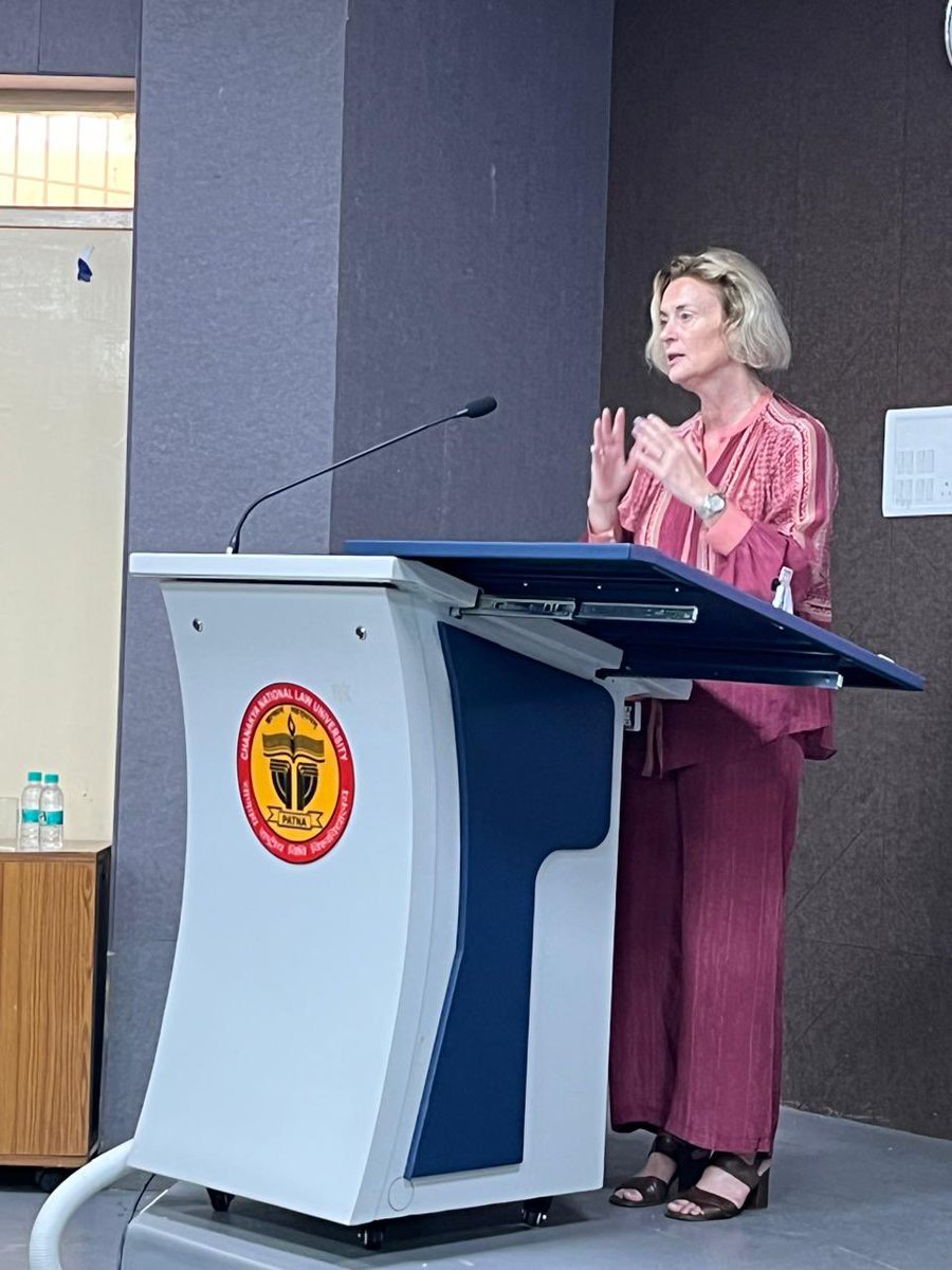 NorwayAmbIndia's tweet image. Thank you Vice Chancellor @ProfFMustafa! Inspiring to learn about the Gender Resource Center @cnlu_official in collaboration with @UNFPAIndia and a brilliant
interaction with your students on #genderequality and #YouthLeadership