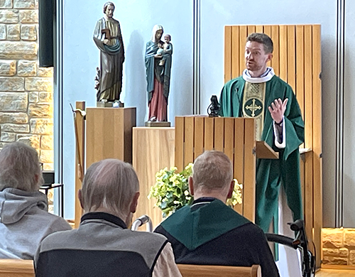 JesuitsEast's tweet image. Fr. Joseph Lorenz, SJ, who was ordained in June, recently celebrated Mass with the senior Jesuits of the Colombiére Jesuit Community in Baltimore. He then had dinner with them and enjoyed hearing their stories and talking about his own path to the priesthood. AMDG!