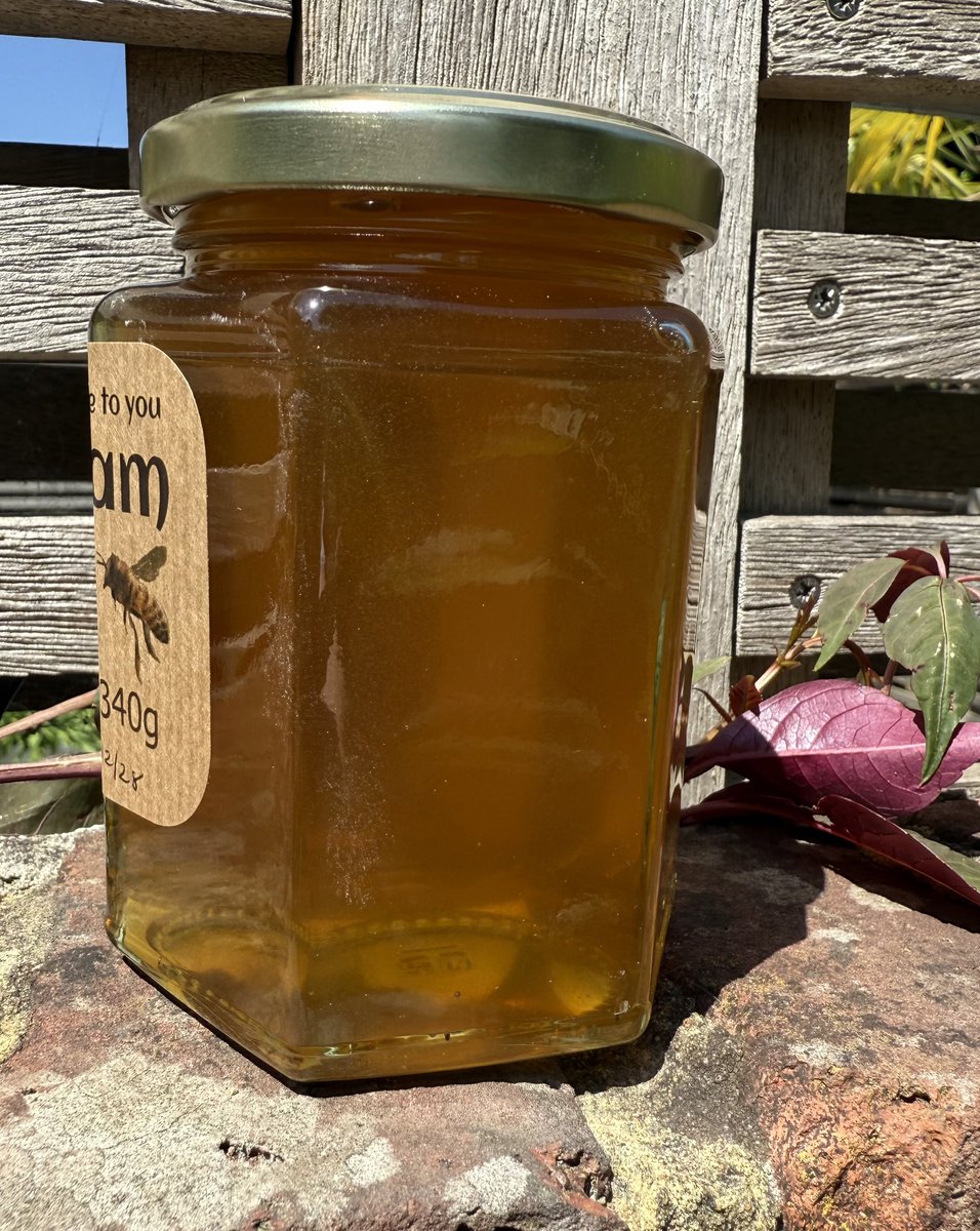jj 🐦 (@julie_twickers) on Twitter photo Delicious zingy floral/ lime Twickenham Honey now in stock <a href="/thepeoplehive/">The People Hive</a> . #buylocal #simplythebesthoney <a href="/LBRUT/">Richmond Council</a> <a href="/habsandheritage/">Habitats & Heritage</a> <a href="/TwickTribune/">Twickenham & Richmond Tribune</a> <a href="/TwickenhamNub/">Twickenham Nub News</a> 🐝🐝🐝🐝🐝 Delicious zingy floral/ lime Twickenham Honey now in stock <a href="/thepeoplehive/">The People Hive</a> . #buylocal #simplythebesthoney <a href="/LBRUT/">Richmond Council</a> <a href="/habsandheritage/">Habitats & Heritage</a> <a href="/TwickTribune/">Twickenham & Richmond Tribune</a> <a href="/TwickenhamNub/">Twickenham Nub News</a> 🐝🐝🐝🐝🐝