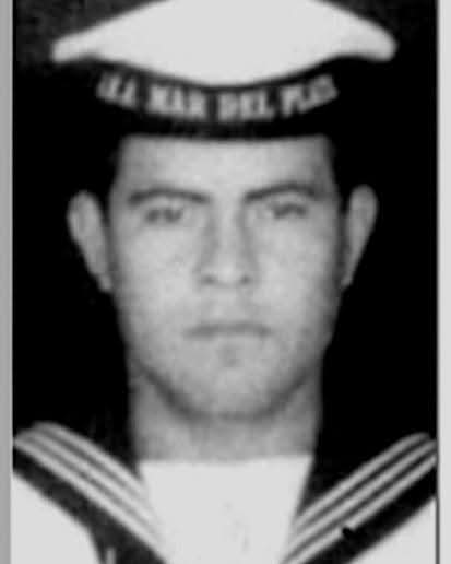 El día 8 de julio de 1941 nacía en Chaco el Héroe Miguel Ángel BORDON Caído durante el Conflicto del Atlántico Sur de 1982.
Al cumplirse un nuevo aniversario de su natalicio lo recordamos y le enviamos un abrazo fraterno a su familia.
¡Besos al cielo a nuestro Héroe de la Patria!