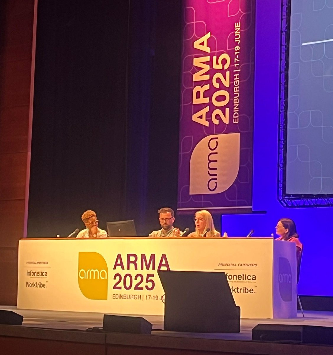 AirenNetwork's tweet image. 🎉 Proud moment!

AIREN Chair Sinéad McGinley represented AIREN at #ARMA2025, sharing our story along with the speaker Chris Browne and co-presenter Colleen Thomas🍀 

#ResearchManagement #researchCulture #AIREN