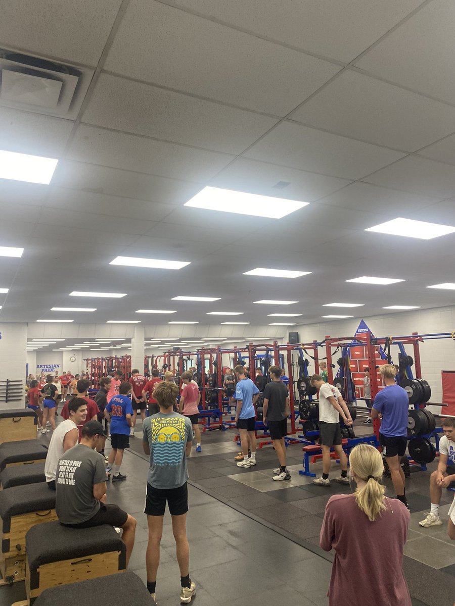 MHS Boy’s XC (@artesianxc) on Twitter photo First day back in the room! <a href="/ArtieStrength29/">Artie Strength</a>
<a href="/BellCatMHS/">Jeff Bell</a>
<a href="/MSDMartinsville/">MSD of Martinsville</a>
<a href="/ArtesianNation/">Artesian Athletics</a> First day back in the room! <a href="/ArtieStrength29/">Artie Strength</a>
<a href="/BellCatMHS/">Jeff Bell</a>
<a href="/MSDMartinsville/">MSD of Martinsville</a>
<a href="/ArtesianNation/">Artesian Athletics</a>