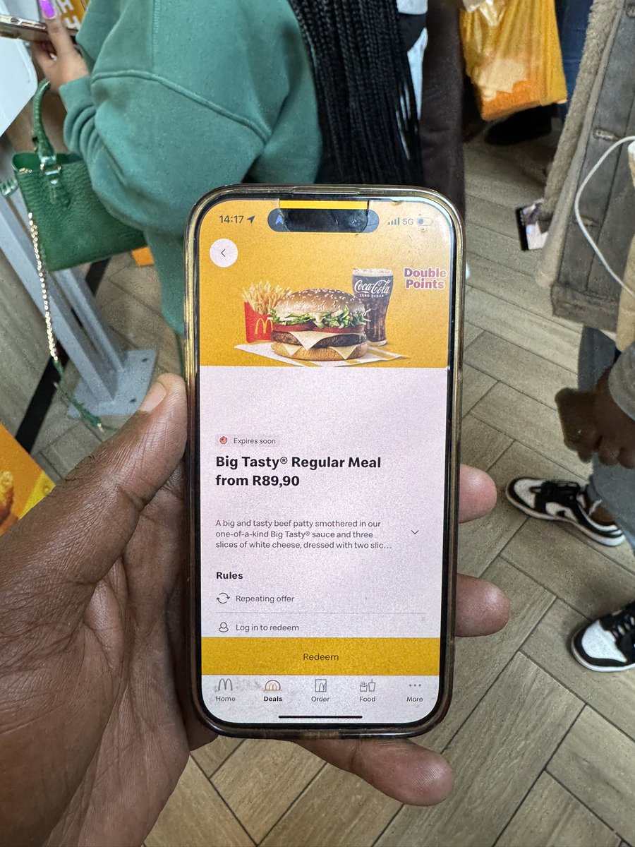 _Munakisi's tweet image. Day well spent with @McDonalds_SA  @GALXBOY yahhhh it’s back it’s the Big Tastey #McDonaldsxGalxBoy #UnlockTheDrip