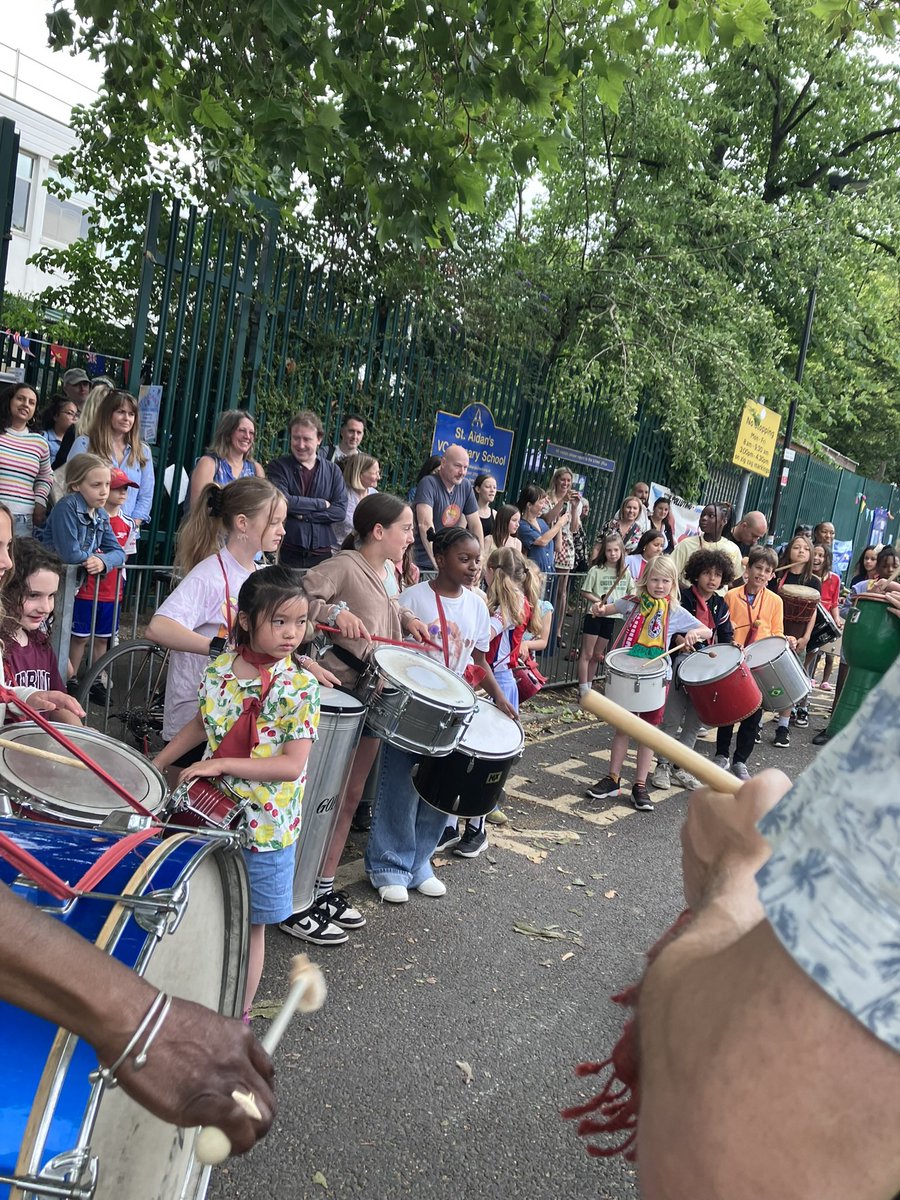 StAidansSchN4's tweet image. A huge thank you to everyone who came along and supported the school at Saturday’s Summer Fair. It was a resounding success – from the fantastic parade led by Drumming Club, the beautiful singing from the Choir, to the wide range of fun activities across the school.