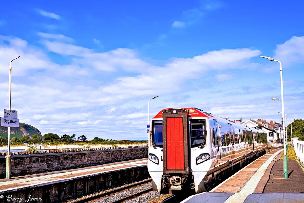 ValleyBoy (@bjroberts) on Twitter photo At Deganwy Station this warm July morning, as a TFW train from Llandudno arrived - bound for Blaenau Ffestiniog. <a href="/Ruth_ITV/">Ruth_TV</a> <a href="/WalesCoastPath/">Llwybr Arfordir Cymru / Wales Coast Path</a> <a href="/ItsYourWales/">It's Your Wales</a> <a href="/NWalesSocial/">#NorthWalesSocial โฌ๏ธ๐ด๓ ง๓ ข๓ ท๓ ฌ๓ ณ๓ ฟ๐ค</a> <a href="/northwaleslive/">North Wales Live</a> <a href="/northwalescom/">NorthWales.com</a> <a href="/AllThingsCymru/">All Things Welsh ๐ด๓ ง๓ ข๓ ท๓ ฌ๓ ณ๓ ฟ</a> #Deganwy #Station #TFW #Llandudno #BlaenauFfestiniog #July #Wales At Deganwy Station this warm July morning, as a TFW train from Llandudno arrived - bound for Blaenau Ffestiniog. <a href="/Ruth_ITV/">Ruth_TV</a> <a href="/WalesCoastPath/">Llwybr Arfordir Cymru / Wales Coast Path</a> <a href="/ItsYourWales/">It's Your Wales</a> <a href="/NWalesSocial/">#NorthWalesSocial โฌ๏ธ๐ด๓ ง๓ ข๓ ท๓ ฌ๓ ณ๓ ฟ๐ค</a> <a href="/northwaleslive/">North Wales Live</a> <a href="/northwalescom/">NorthWales.com</a> <a href="/AllThingsCymru/">All Things Welsh ๐ด๓ ง๓ ข๓ ท๓ ฌ๓ ณ๓ ฟ</a> #Deganwy #Station #TFW #Llandudno #BlaenauFfestiniog #July #Wales