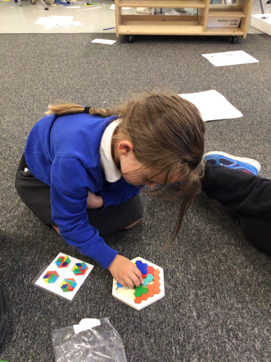 Fosse_TMET's tweet image. F2 are great at problem solving! #fmeyfs #fmmaths #fmresilientrhinos 🦏