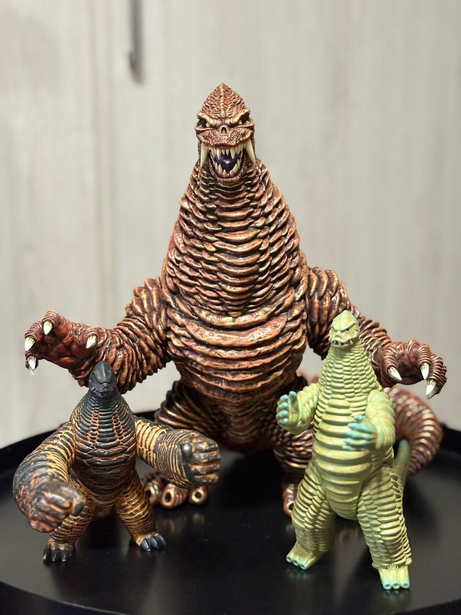 レッドキング - Search / X