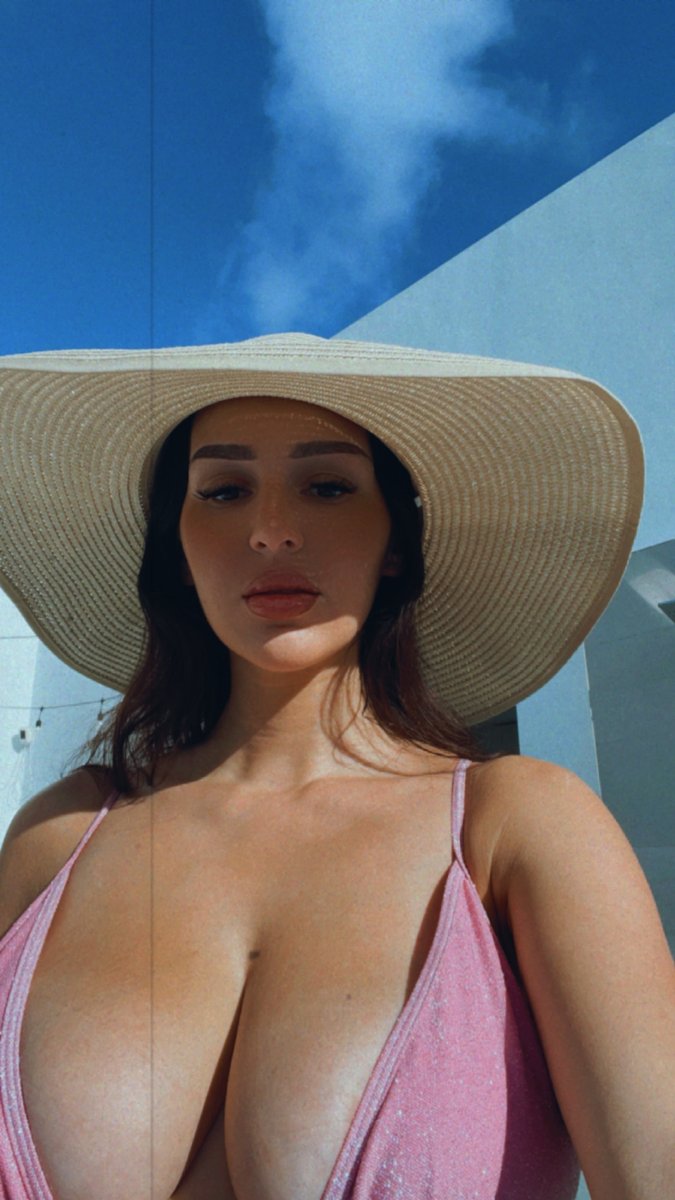 clocking into my 9-5 &lt;3