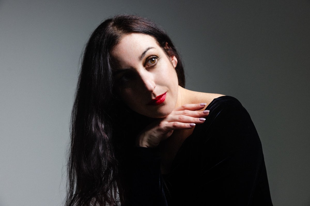 A UK tour by #MarissaNadler runs 30 Oct.-3 Nov. (Photo: Ebru Yildiz)