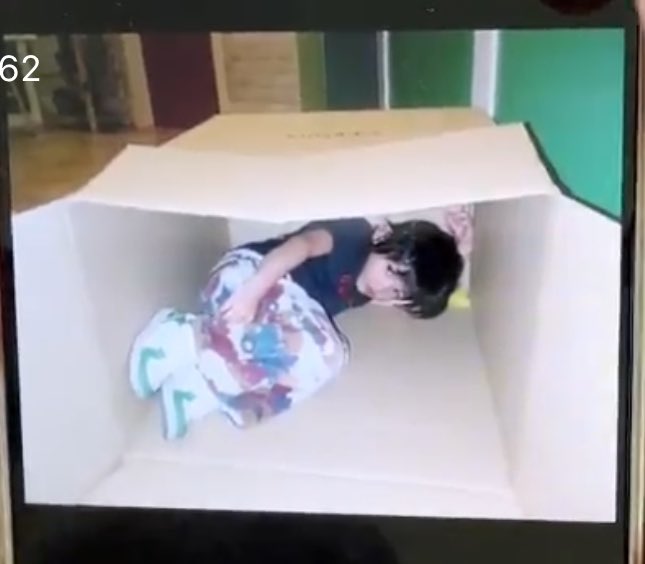 아시⃫발⃫ 죠가 상자에들어가잇는 아기죠죠 사진 보여줫엌 ㅠㅠㅠㅠㅠㅠㅠㅠㅠㅠㅠㅠㅠㅠ