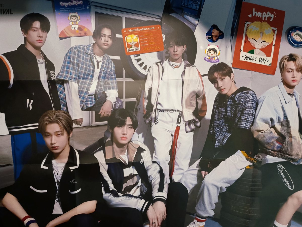 Vanthyun's tweet photo. Got the gift and it’s sooo cute!! (｡>﹏<｡)♡ 
Thank you sm for the giveaway~ 🎀💌

@smnforsn ♡⁠˖⁠꒰⁠ᵕ⁠༚⁠ᵕ⁠⑅⁠꒱ https://t.co/T8J2PqJoae