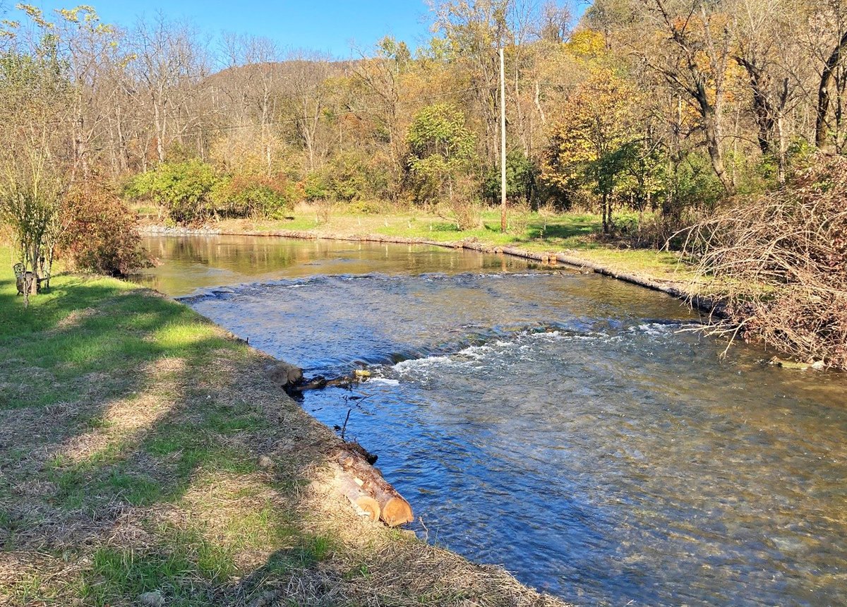 Take a deep drive into the design of natural structures and techniques to improve stream water quality and habitat from our experts. Then, join us for an on-site tour of our latest habitat improvement project on Spring Creek.

Register here:  ow.ly/NssX50WlBUc