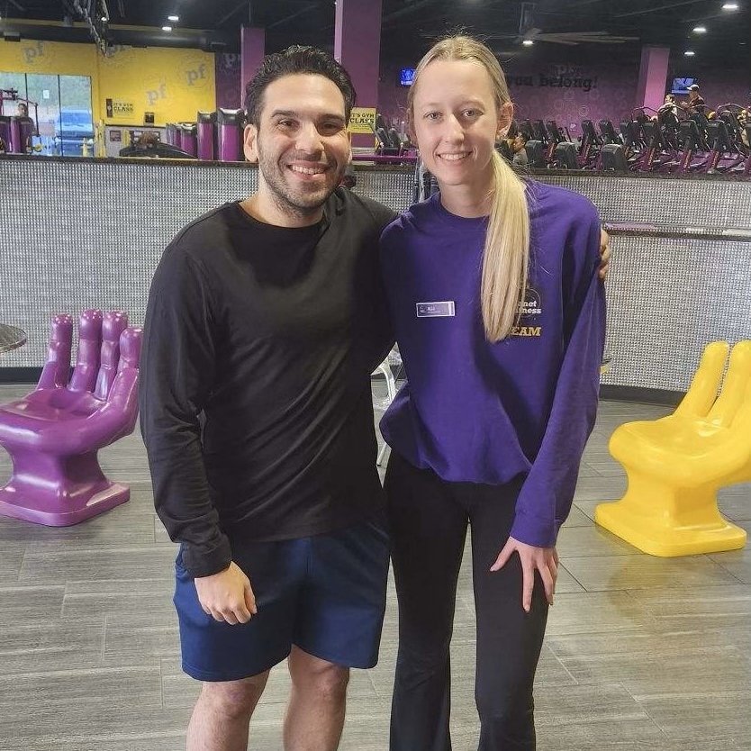 pffranchisee's tweet image. When a Planet Fitness member had a medical emergency inside the PF club, one quick-thinking employee didn&apos;t hesitate to spring into action and save a life. Read how this Eclipse Fitness team member became a hero here: tinyurl.com/bdd6yvha #pfifc #PlanetFitness #HeroAmongUs