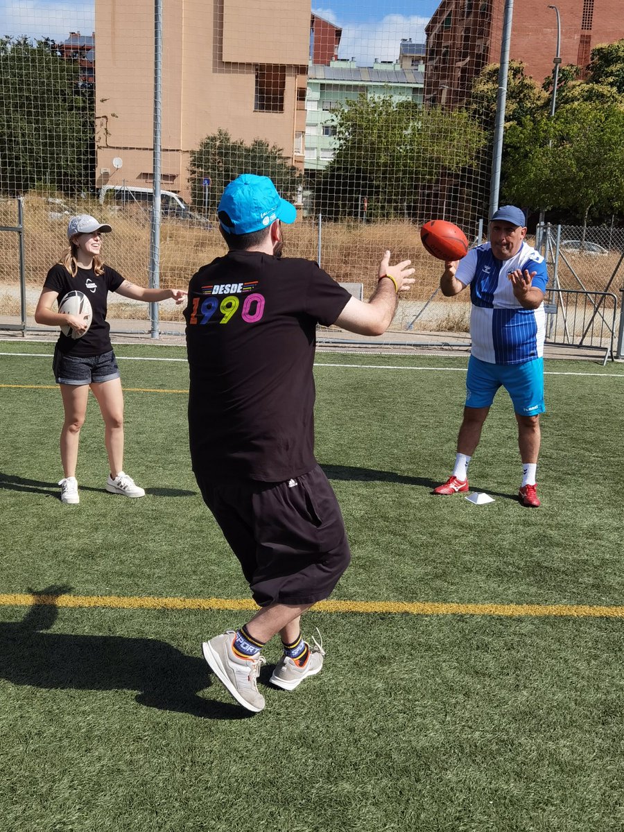 CIPO (@ciposabadell) on Twitter photo Un any més, promovem l'#esport com a eina de cohesió social al barri #SabadellNord amb una nova jornada d'esport inclusiu organitzada per <a href="/CodisSabadell/">Projecte CODIS</a>.
Gràcies a <a href="/EsperitUC/">Esperit Ultimate</a> i Placant Barreres per descobrir-nos l'ultimate 🥏 i el #rugby 🏉! Un any més, promovem l'#esport com a eina de cohesió social al barri #SabadellNord amb una nova jornada d'esport inclusiu organitzada per <a href="/CodisSabadell/">Projecte CODIS</a>.
Gràcies a <a href="/EsperitUC/">Esperit Ultimate</a> i Placant Barreres per descobrir-nos l'ultimate 🥏 i el #rugby 🏉!