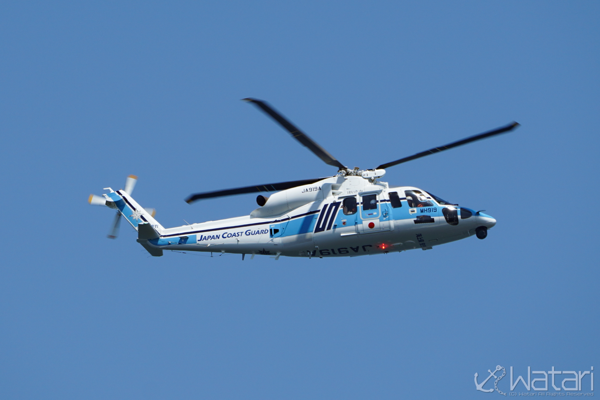 レア 朝日航洋 100万飛行時間達成記念 ピンバッジ ヘリコプター 飛行機 ピンバッジセット 100万回飛行記念 AERO ASAHI - メルカリ