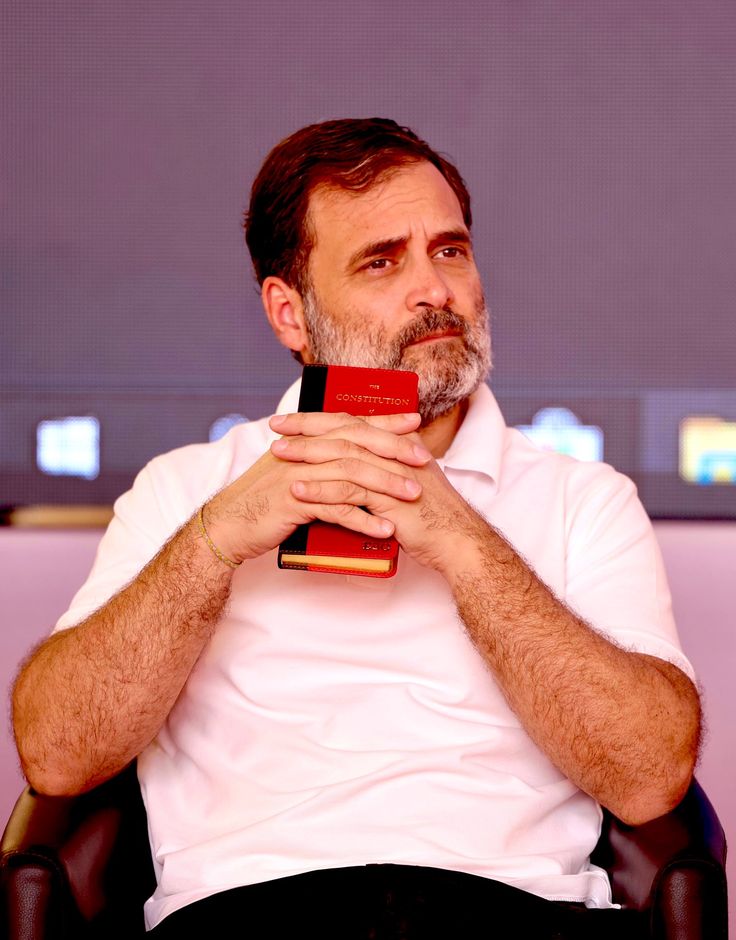 भारत के सबसे ईमानदार नेता!! ❤️