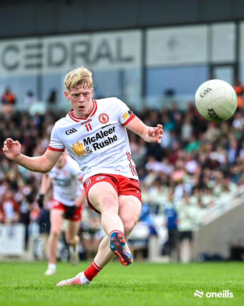 ONeills1918's tweet image. Two clutch points in injury time.
One unforgettable win. 🔴⚪
Tyrone minors are All-Ireland champions once again. 🏆🔥
#GAA #AllIreland #ONeills #ONeillsSportswear