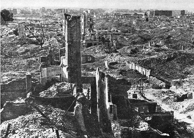 Historia – the HWA (@historiahwa) on Twitter photo "Terrible things were done in and to cities in WWII and what are cities if not people?"
Catherine Hokin looks at the creation and destruction of ghettos and the bombing of civilians in historiamag.com/cities-occupie…
<a href="/catherineh66267/">@catherinehokinwriter</a> <a href="/bookouture/">bookouture</a> "Terrible things were done in and to cities in WWII and what are cities if not people?"
Catherine Hokin looks at the creation and destruction of ghettos and the bombing of civilians in historiamag.com/cities-occupie…
<a href="/catherineh66267/">@catherinehokinwriter</a> <a href="/bookouture/">bookouture</a>