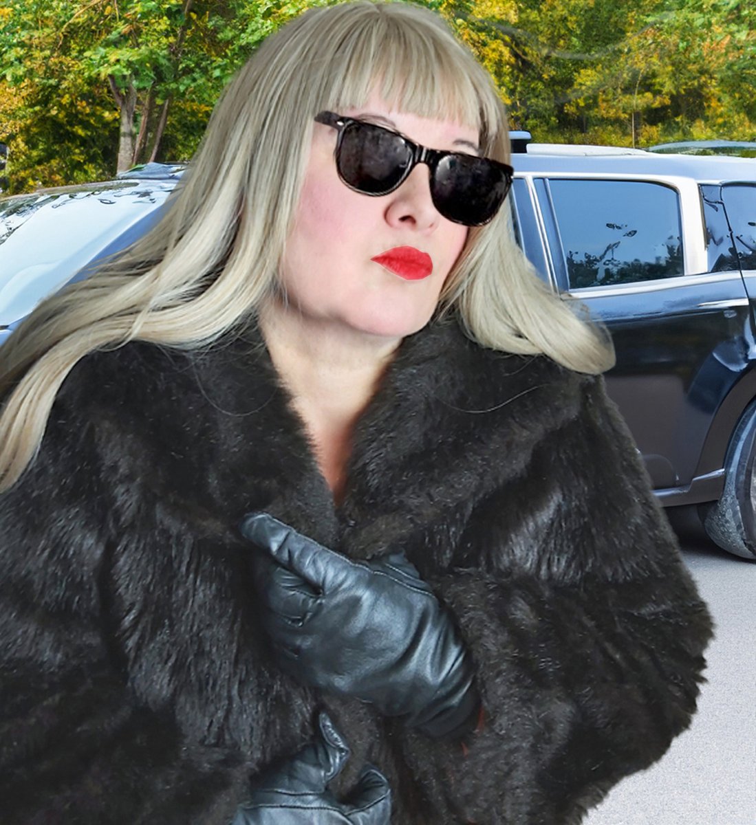 Wanna cum for a ride?
Its a Tuesday,  so ive got my top down
Only on my OF - no PPV xxx
onlyfans.com/msleather